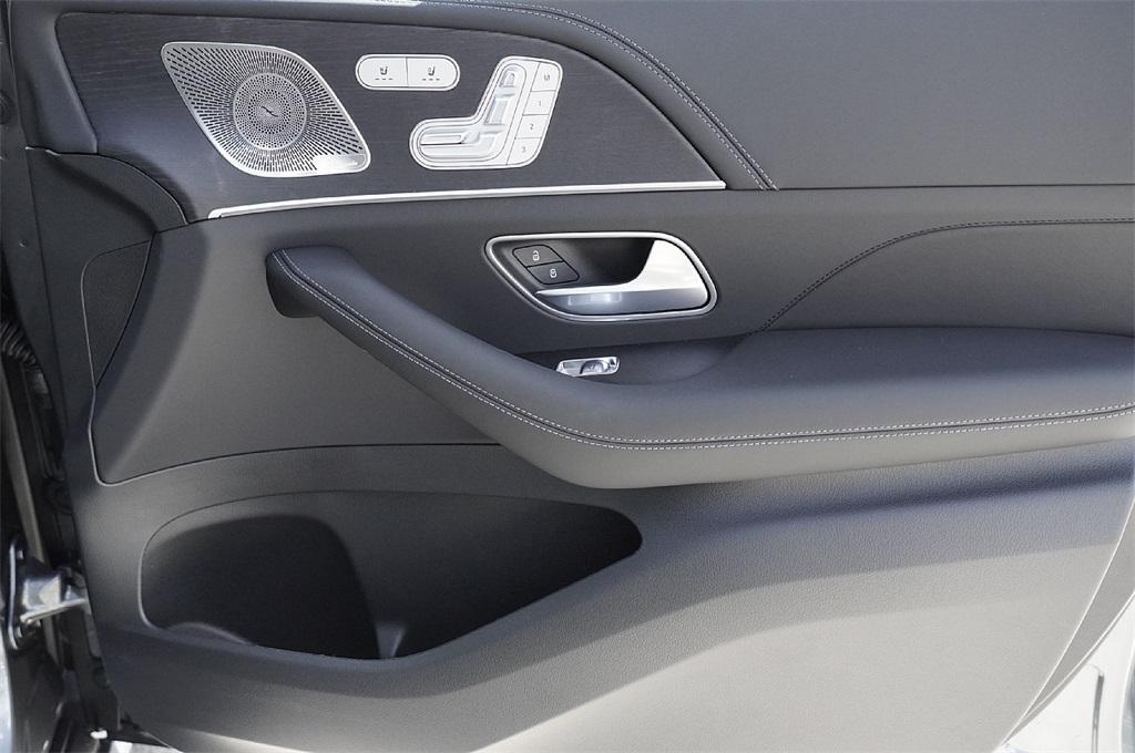 new 2026 Mercedes-Benz AMG GLE 63 car, priced at $133,829