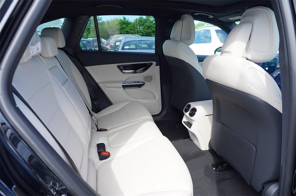 new 2026 Mercedes-Benz GLC 300 car, priced at $49,342