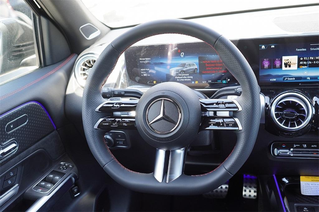 new 2025 Mercedes-Benz GLB 250 car, priced at $45,405