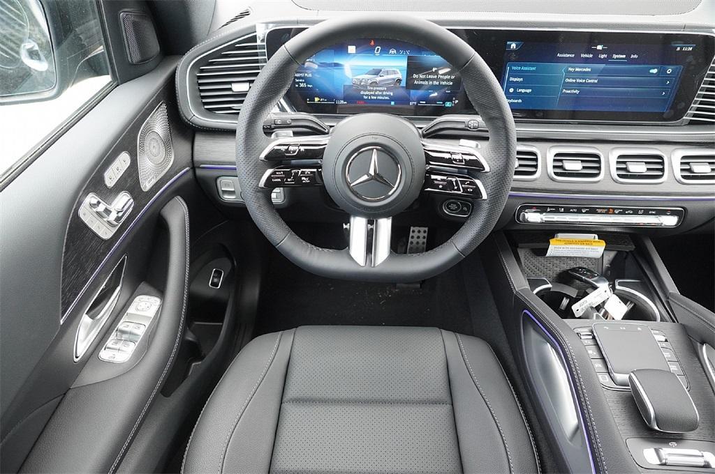 new 2025 Mercedes-Benz GLS 450 car, priced at $88,345
