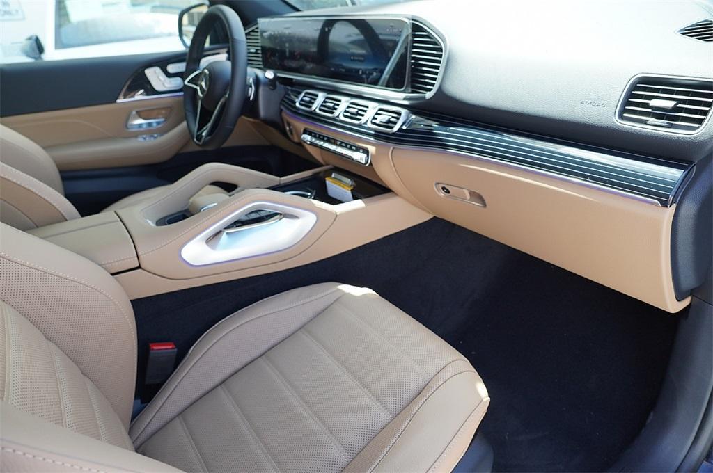 new 2025 Mercedes-Benz GLE 350 car, priced at $68,318
