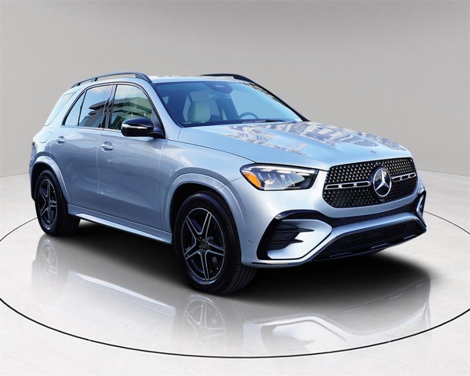 used 2024 Mercedes-Benz GLE 350 car, priced at $62,900