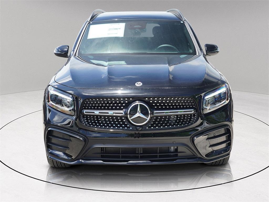 new 2025 Mercedes-Benz GLB 250 car, priced at $45,405