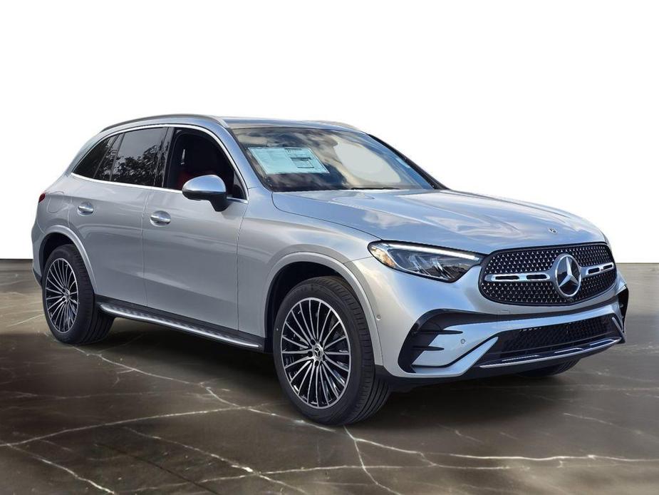 new 2024 Mercedes-Benz GLC 300 car, priced at $57,139