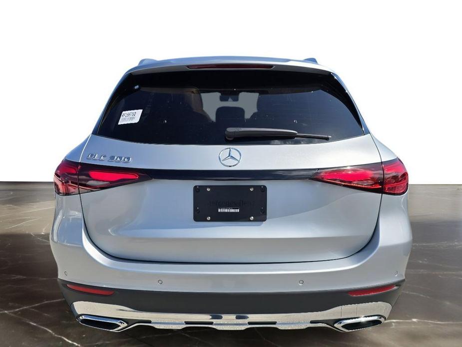 new 2024 Mercedes-Benz GLC 300 car, priced at $52,991