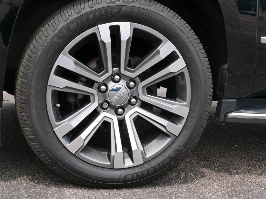 used 2020 GMC Yukon XL car, priced at $28,299