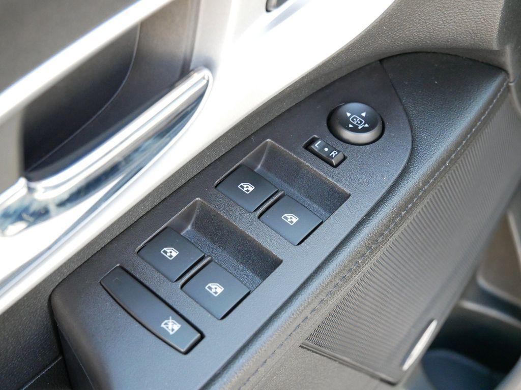 used 2016 Chevrolet Equinox car, priced at $12,369