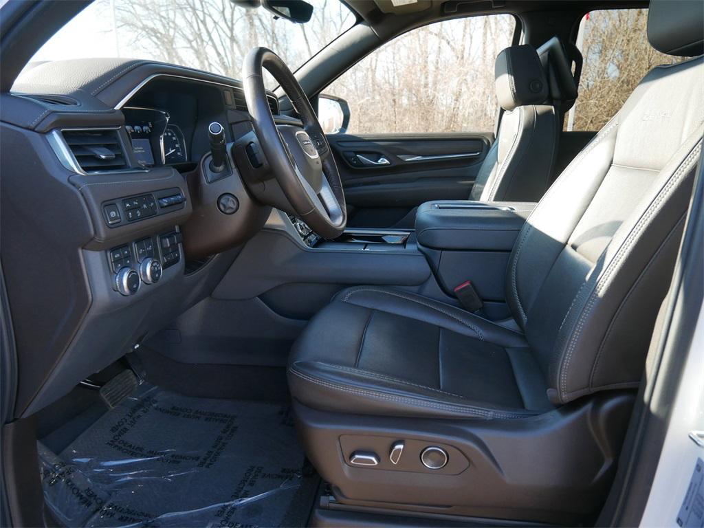 used 2021 GMC Yukon XL car, priced at $52,979