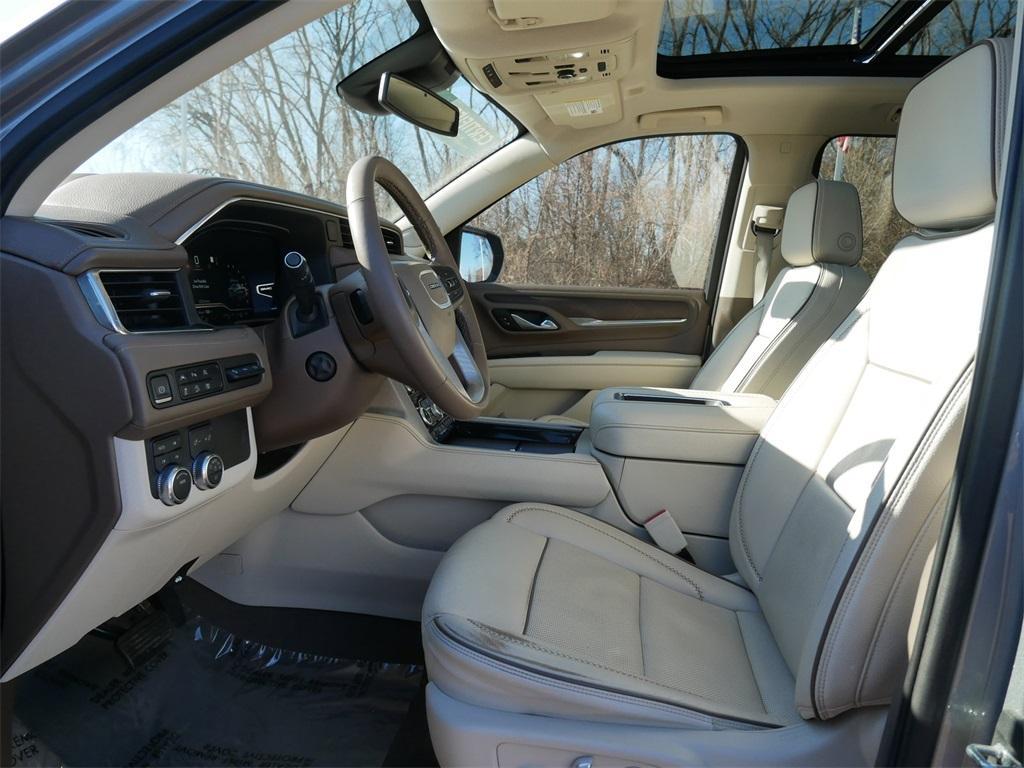 used 2023 GMC Yukon XL car, priced at $69,469