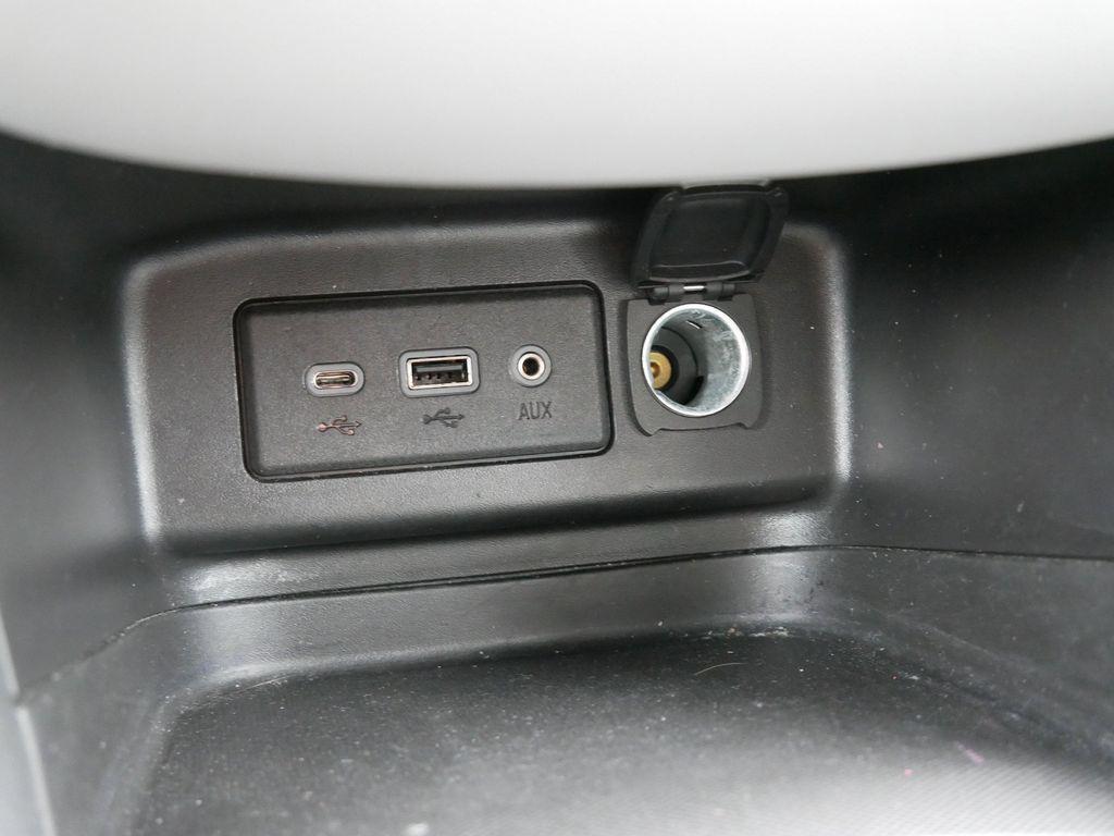 used 2024 Chevrolet Equinox car, priced at $22,869