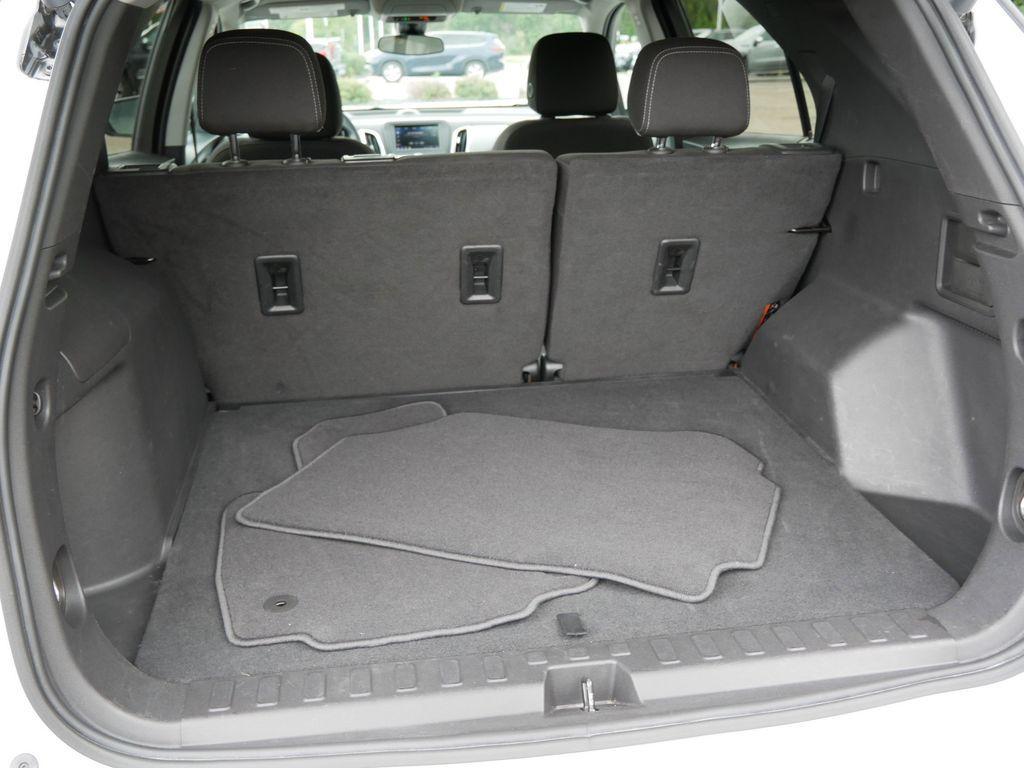 used 2024 Chevrolet Equinox car, priced at $22,869