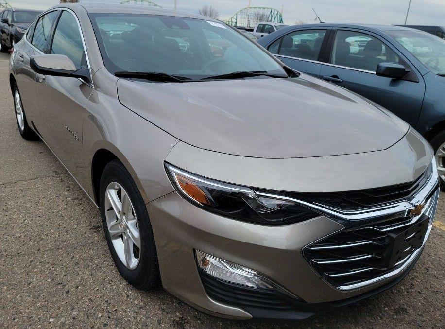 used 2024 Chevrolet Malibu car, priced at $20,447