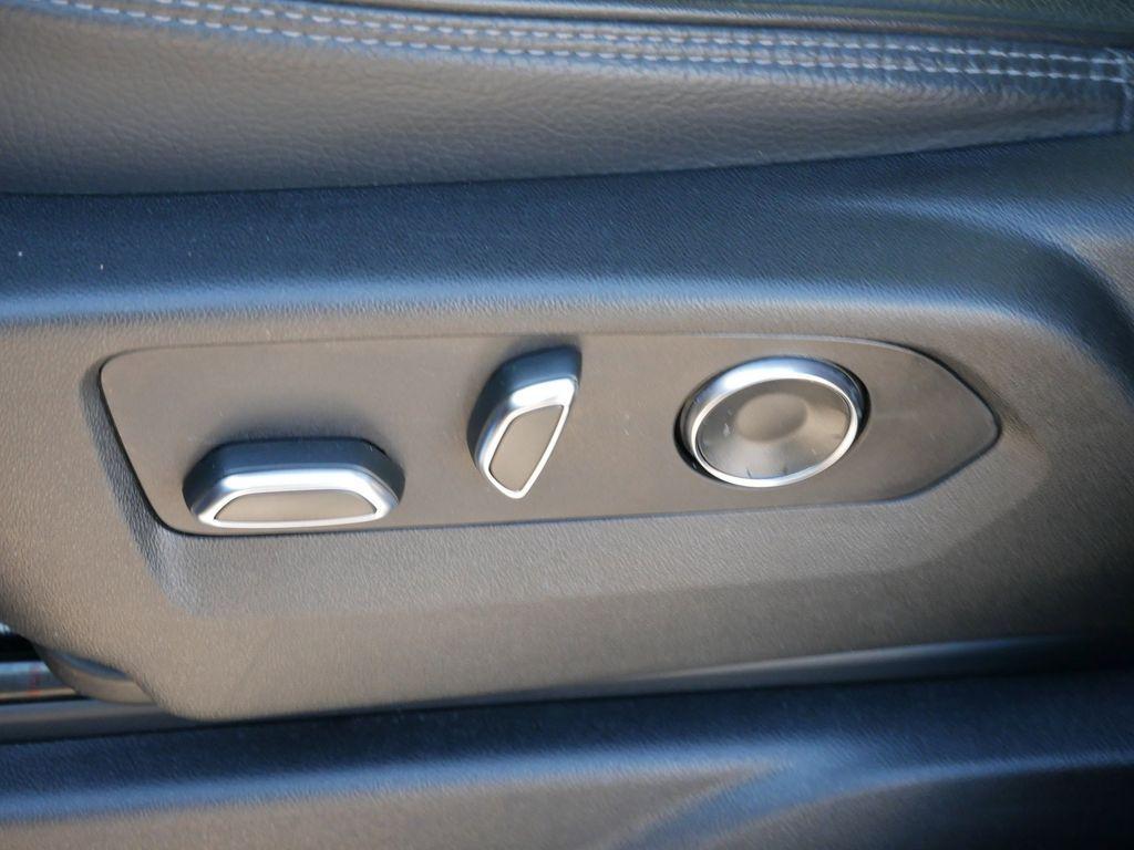 used 2023 GMC Yukon car, priced at $63,997