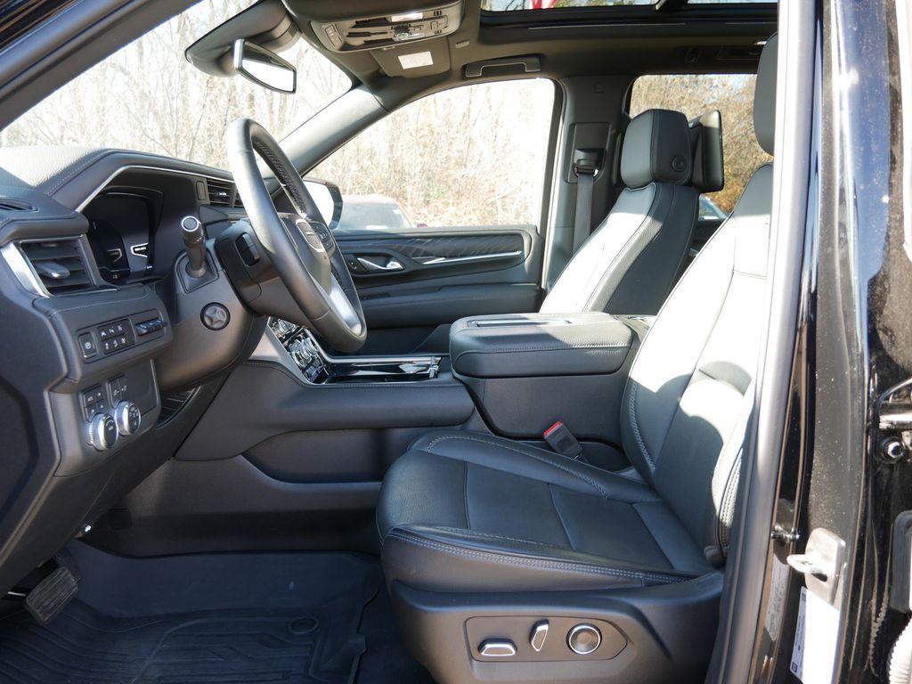 used 2023 GMC Yukon car, priced at $63,997