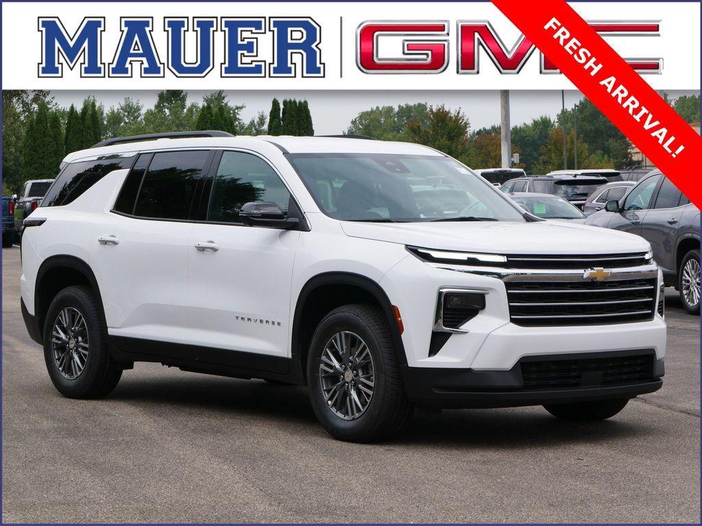 used 2024 Chevrolet Traverse car, priced at $36,997