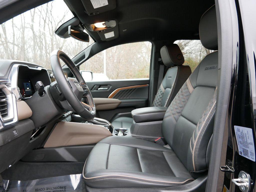 used 2023 GMC Canyon car, priced at $41,379