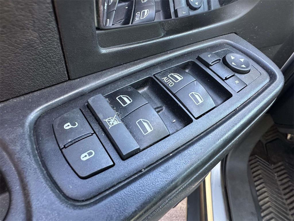 used 2012 Jeep Liberty car, priced at $7,150