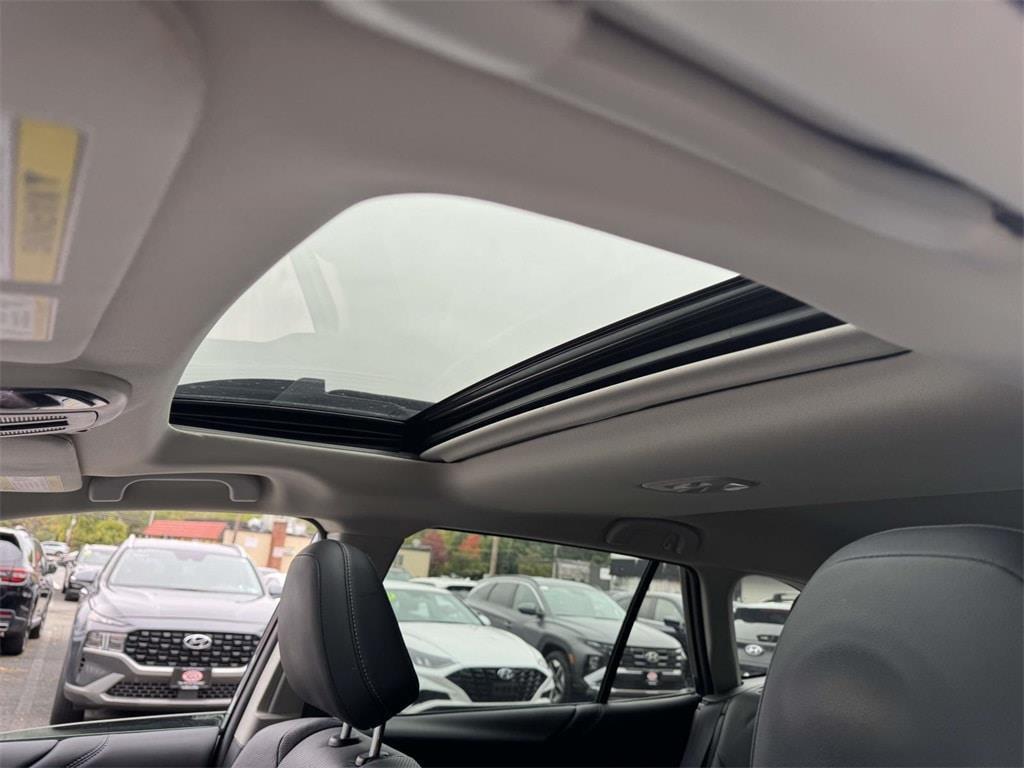 used 2023 Subaru Outback car, priced at $28,950