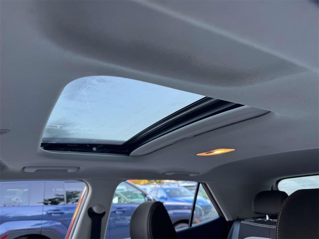 used 2022 Hyundai Venue car, priced at $17,900