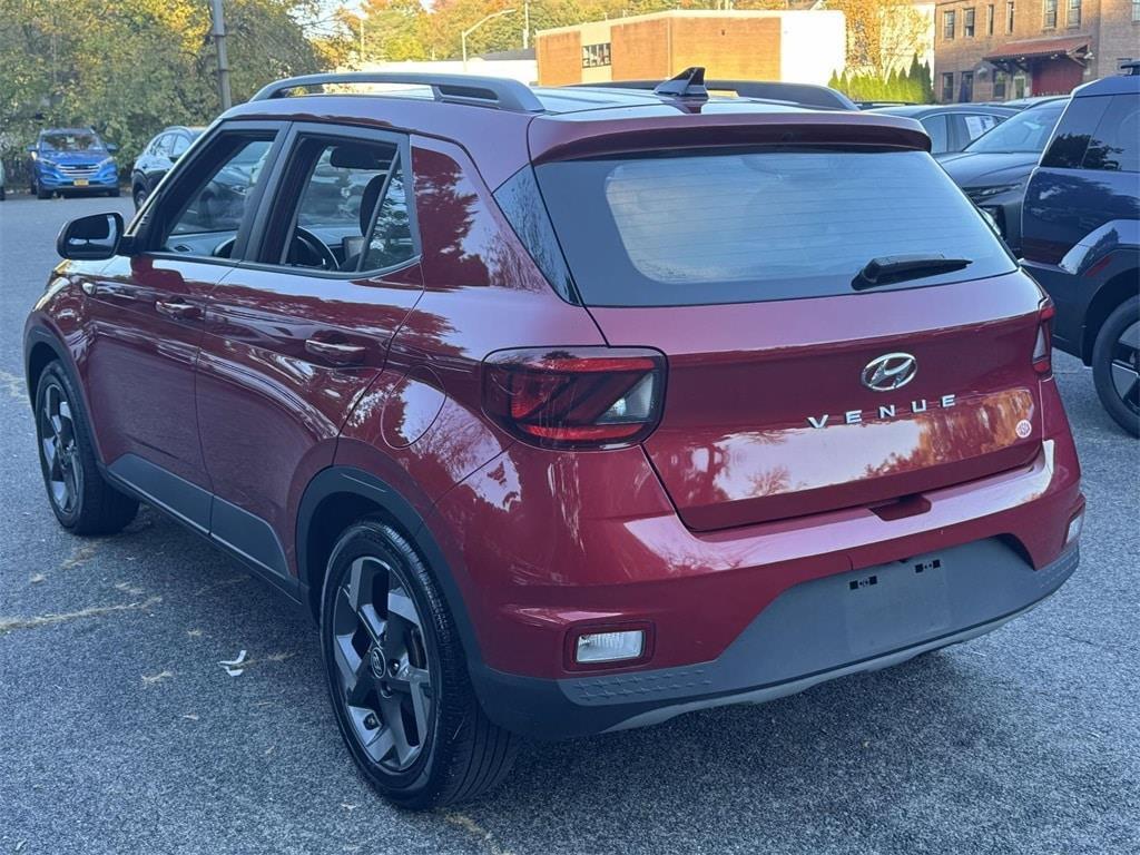 used 2022 Hyundai Venue car, priced at $17,900