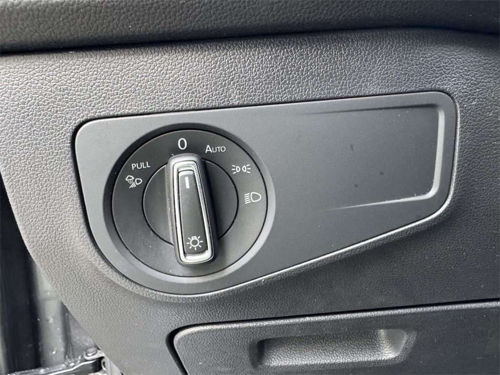 used 2022 Volkswagen Tiguan car, priced at $25,995