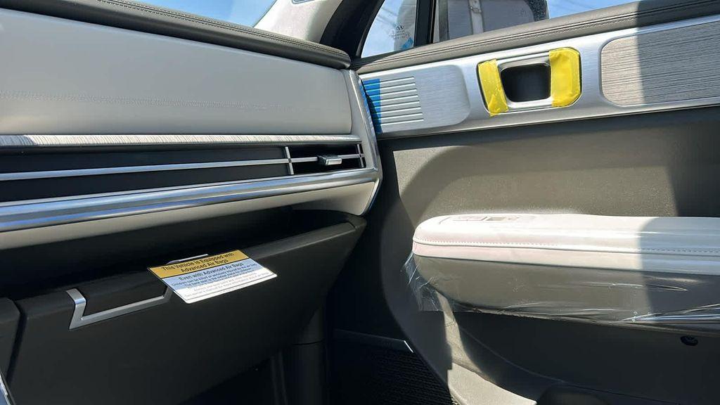 new 2025 Hyundai SANTA FE HEV car, priced at $47,705