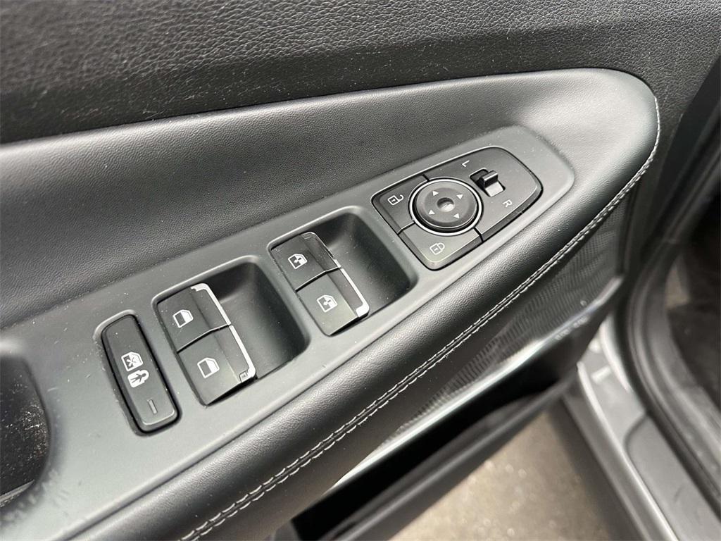 used 2022 Hyundai Santa Fe car, priced at $25,000