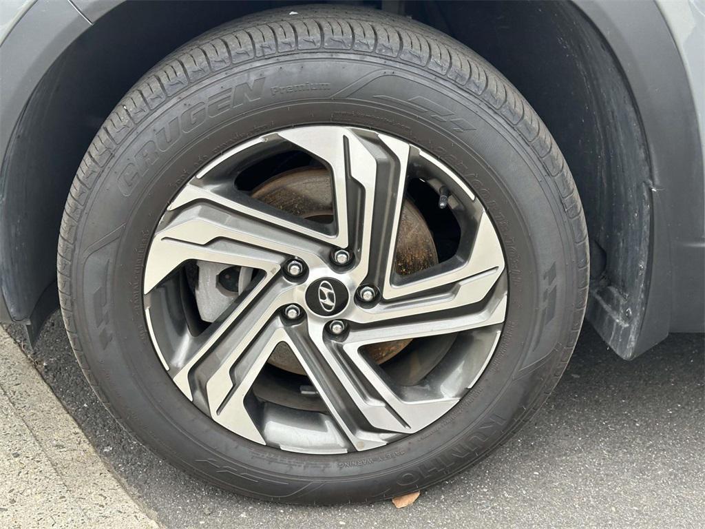 used 2022 Hyundai Santa Fe car, priced at $25,000