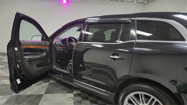 used 2019 Lincoln MKT car