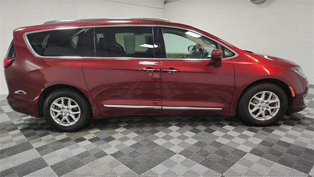 used 2020 Chrysler Pacifica car