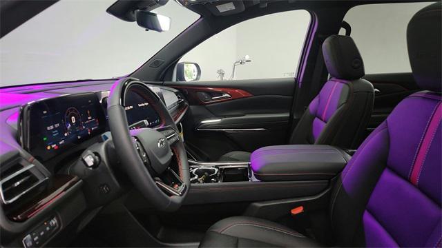 used 2025 Chevrolet Traverse car