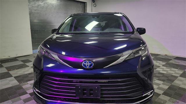 used 2024 Toyota Sienna car, priced at $46,995