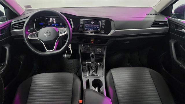used 2023 Volkswagen Jetta car