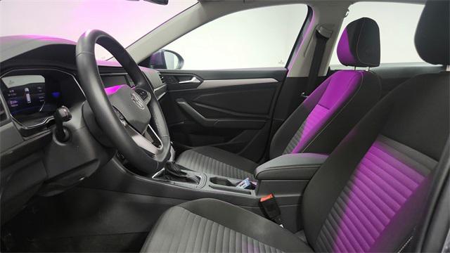 used 2023 Volkswagen Jetta car