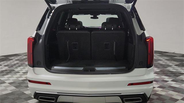 used 2022 Cadillac XT6 car, priced at $35,995