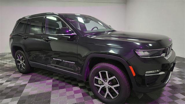 used 2024 Jeep Grand Cherokee car, priced at $32,800