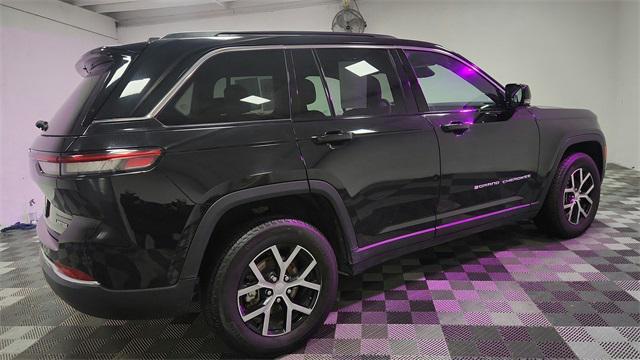 used 2024 Jeep Grand Cherokee car, priced at $32,800