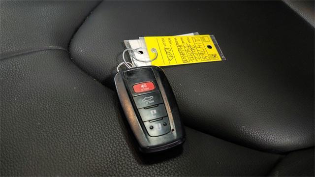 used 2022 Toyota Highlander car