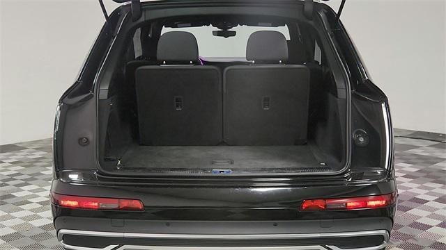 used 2024 Audi Q7 car, priced at $39,800