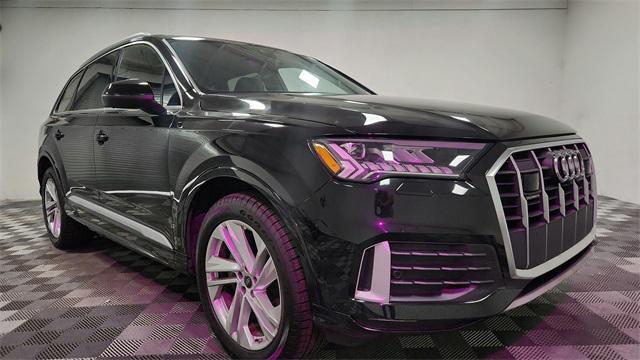 used 2024 Audi Q7 car, priced at $39,800