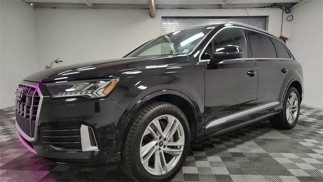 used 2024 Audi Q7 car, priced at $39,800