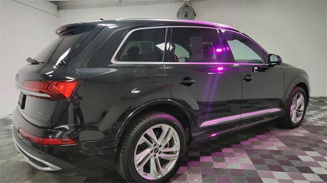 used 2024 Audi Q7 car, priced at $39,800