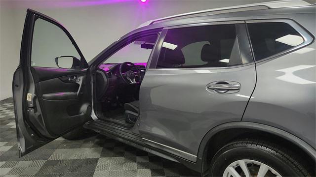 used 2018 Nissan Rogue car