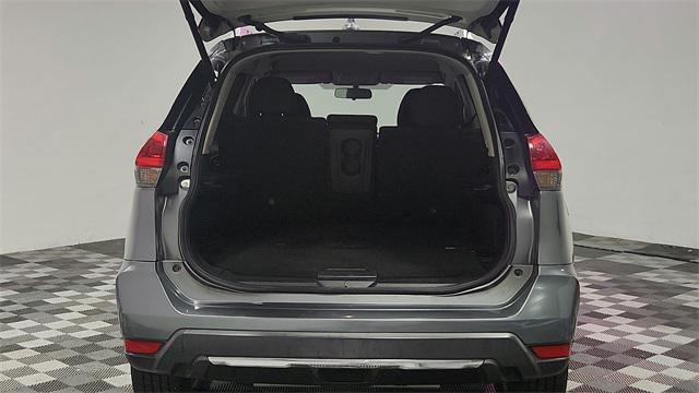 used 2018 Nissan Rogue car
