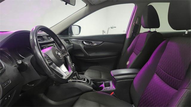 used 2018 Nissan Rogue car