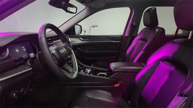 used 2023 Jeep Grand Cherokee car