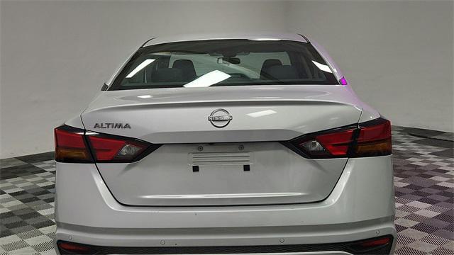 used 2024 Nissan Altima car