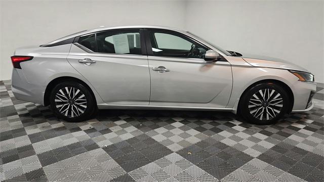 used 2023 Nissan Altima car