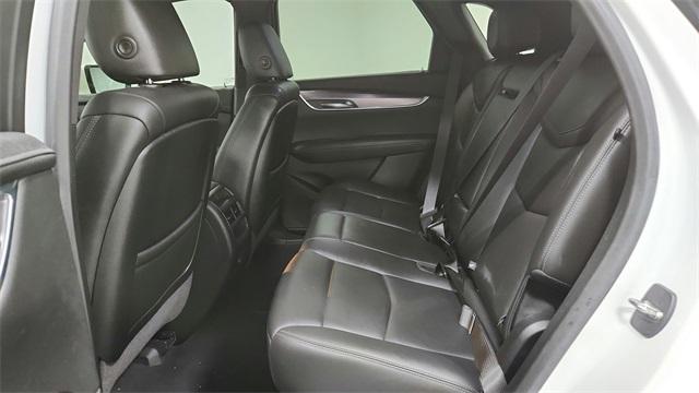 used 2021 Cadillac XT5 car