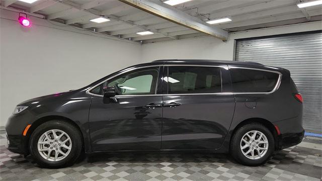 used 2022 Chrysler Pacifica car